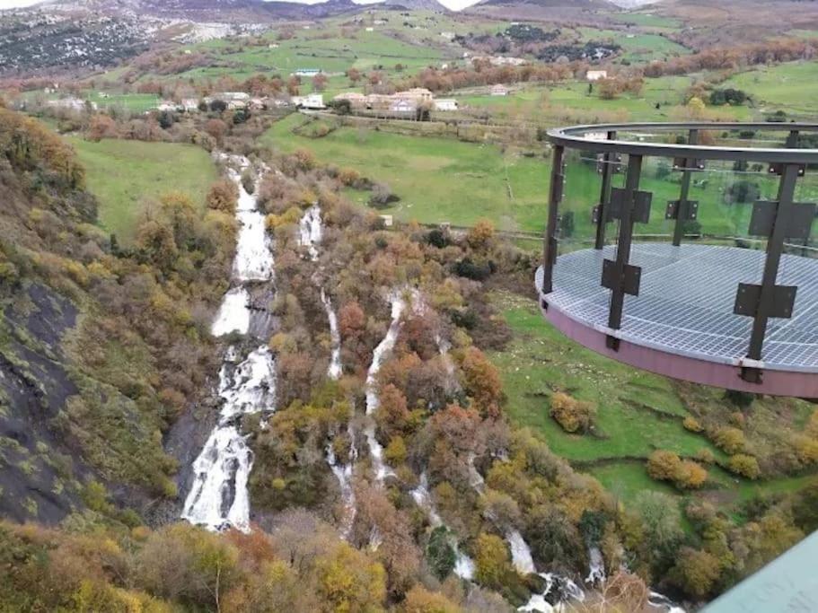 Вілла Casa La Enciruela Рамалес-де-ла-Вікторія Екстер'єр фото