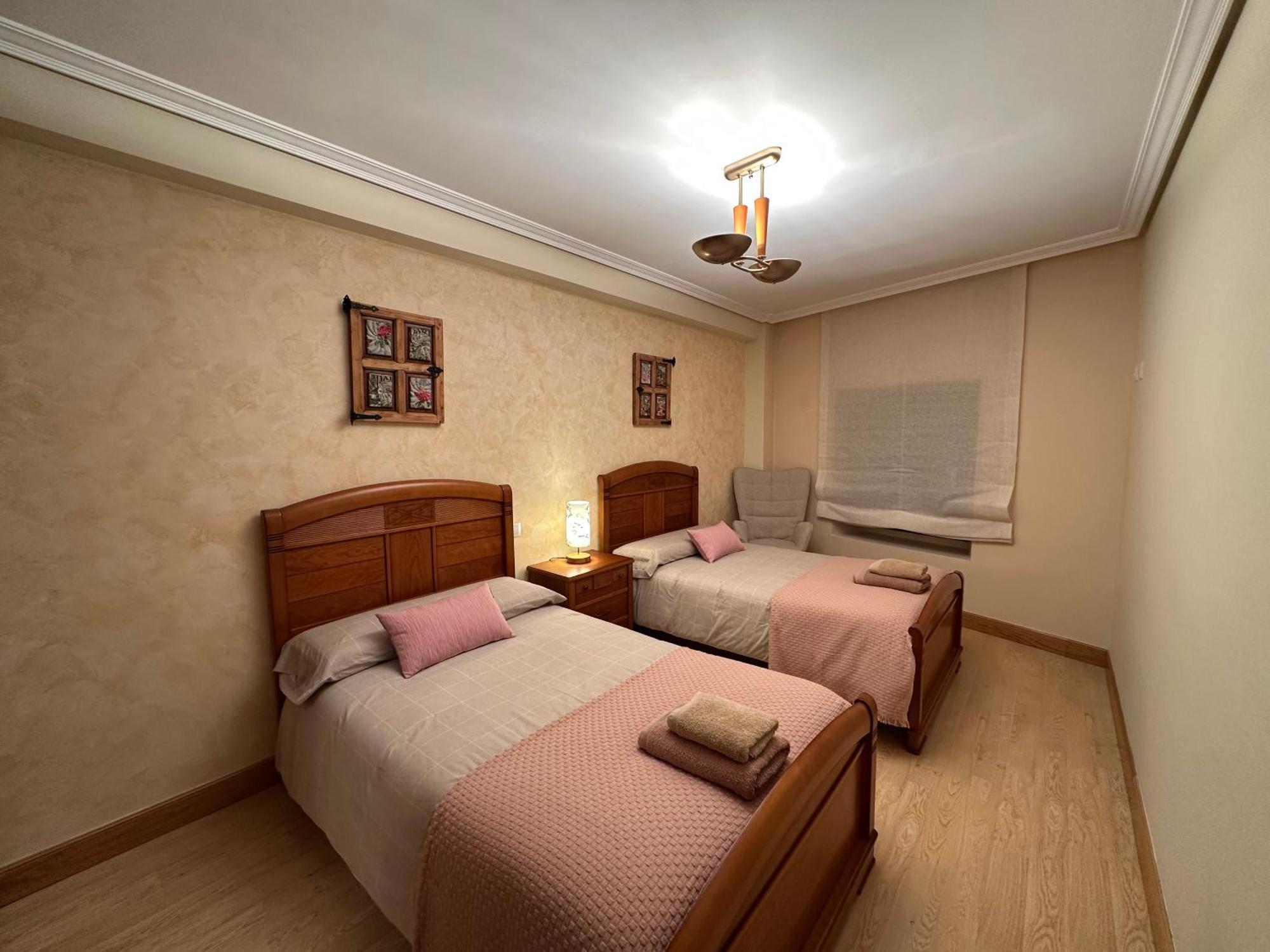 Вілла Casa La Enciruela Рамалес-де-ла-Вікторія Екстер'єр фото